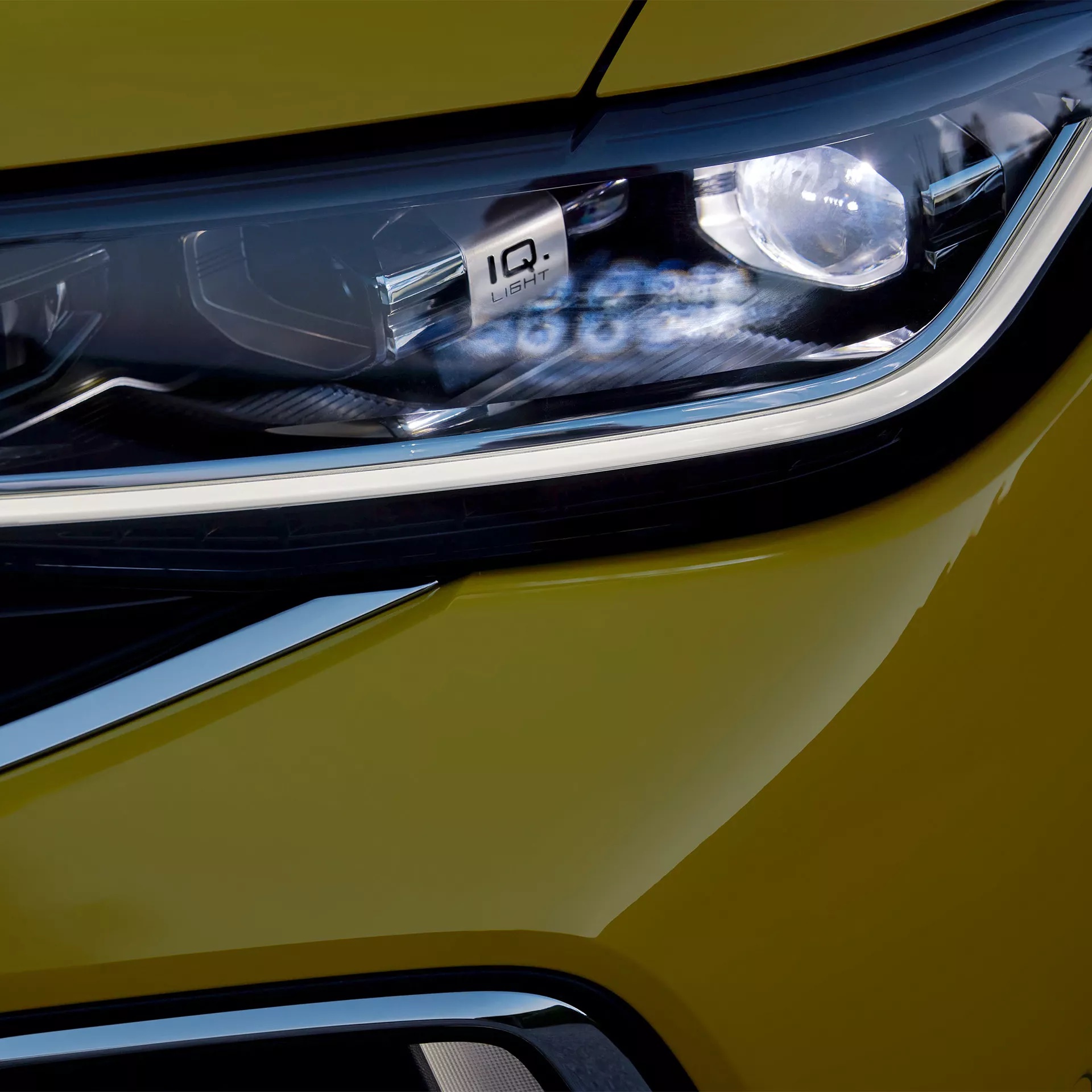 T-Cross phares IQ.LIGHT